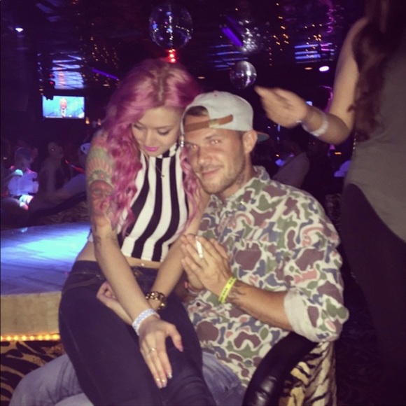 Meet your Posher, Jaime - Picture 5 of 11